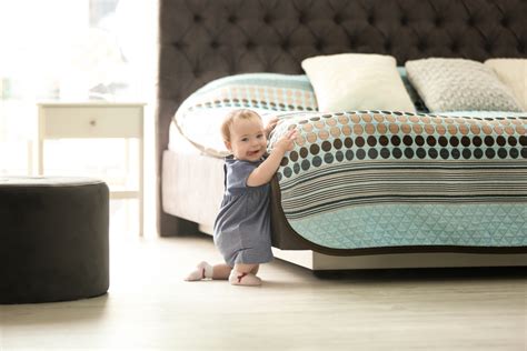 Od kedy je dieťa batoľa? Prechodné obdobia vývoja